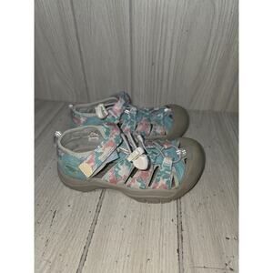 KEEN Newport H2 1026276 Camo/Pink Icing Sandal Shoes Girls Kid's Size 13